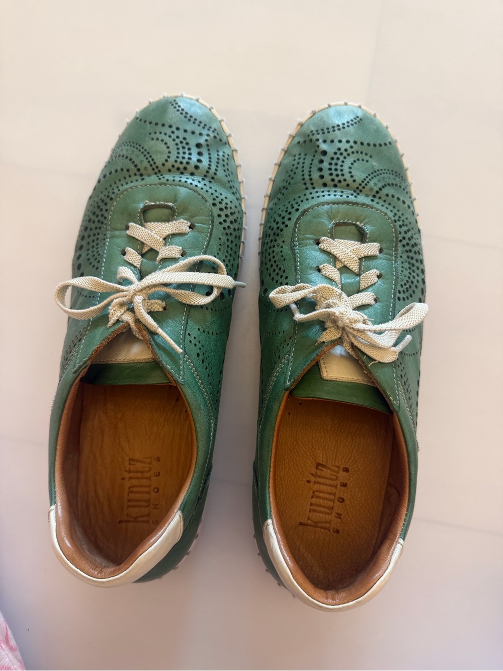 Kunitz Green Perforated Leather Comfort Shoes EU 42 Lace Up